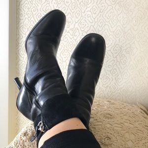 Ankle boots with suede cuff
